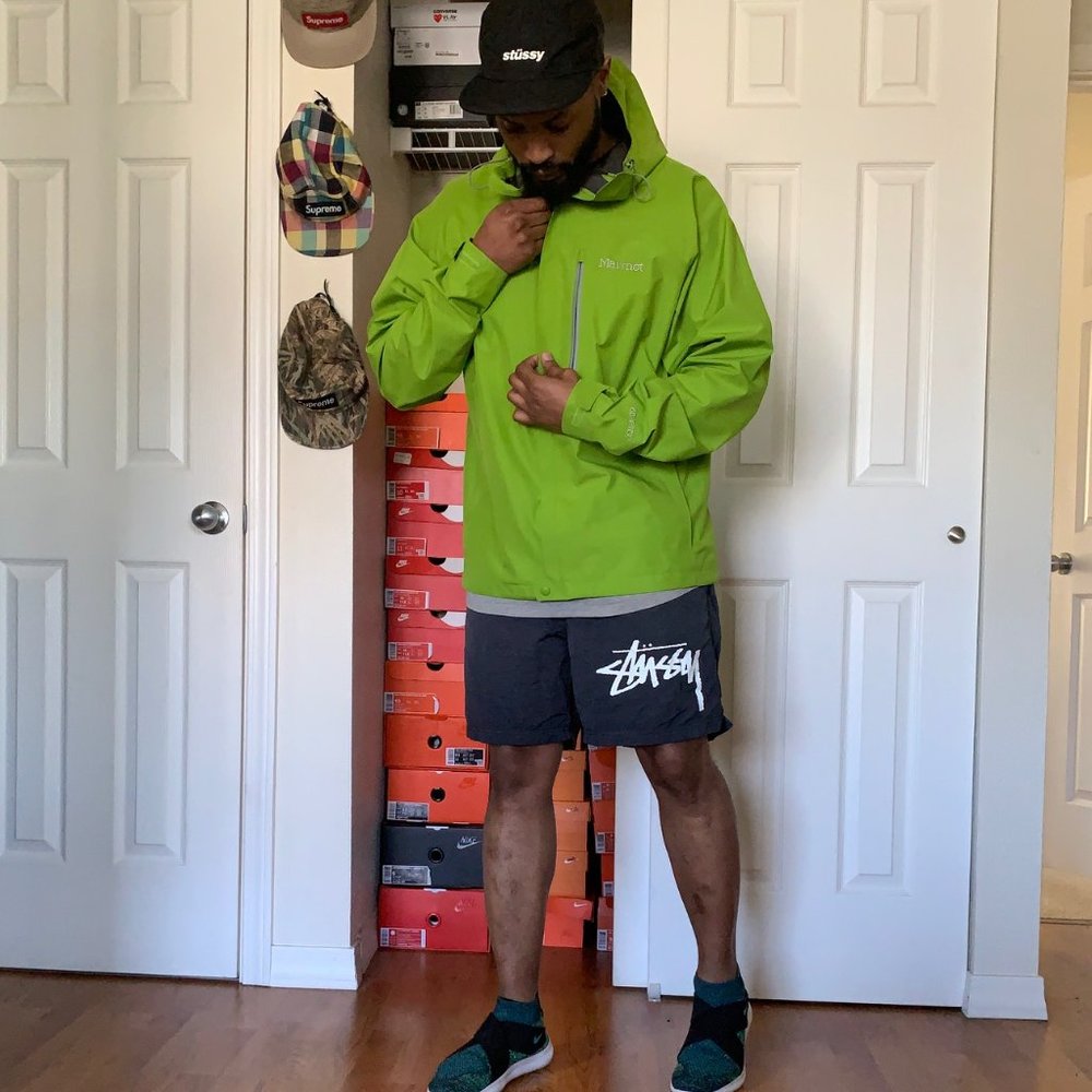 MARMOT MINIMALIST JACKET - Large